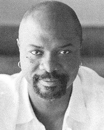 Robert Wisdom